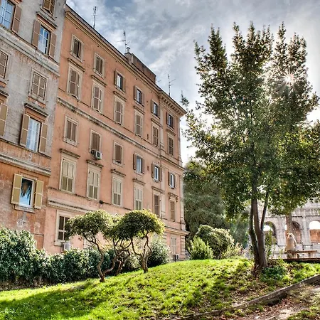 Romance Al Colosseo Appartement Rome