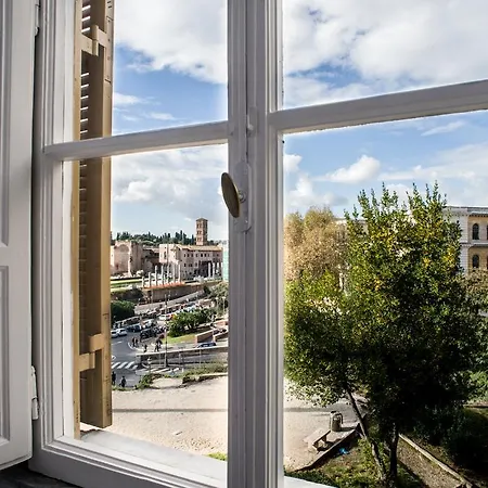 Romance Al Colosseo דירה